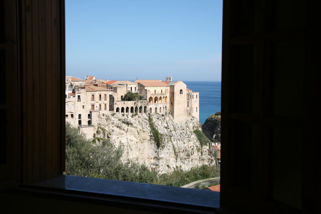 Mansarda Villa Alf Di Vito Tropea Oda fotoğraf