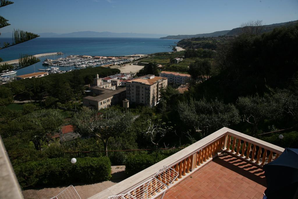 Mansarda Villa Alf Di Vito Tropea Oda fotoğraf