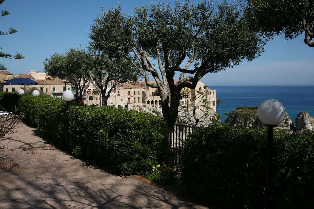 Mansarda Villa Alf Di Vito Tropea Oda fotoğraf
